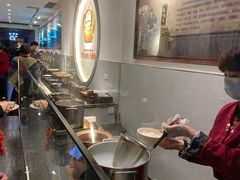 -金皇国际大酒店(桂林两江四湖火车站店)