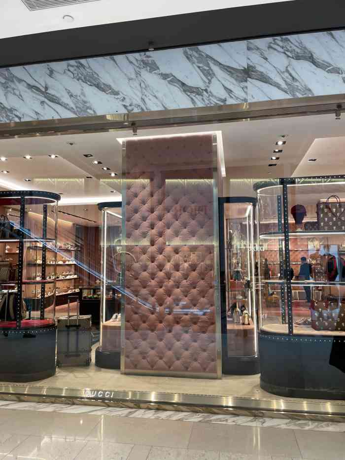 gucci(王府中环店)-"在王府井附近吃饭,吃完饭小姐妹们说吃的太.