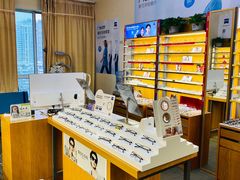 -优医视平价眼镜蔡司依视路折扣工厂店(十里堡店)
