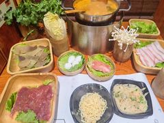 -独食火锅·半米屋台(直营总店)