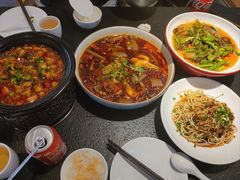 -万重锦·人文川菜馆(骡马市店)