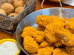 -BHC炸鸡(明洞总店)