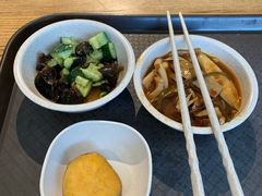-一两饭川味素食餐厅