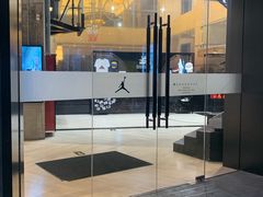 -Air Jordan(世贸天阶店)