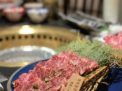 -山川小町·极番烧肉(新地假日广场店)