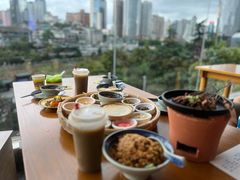 -包整·丝娃娃(一览甲秀楼风景店)