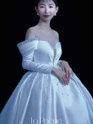 -乐派诗婚纱摄影