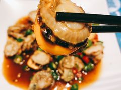 -臻鲜燕海鲜融合餐厅(金陵style店)