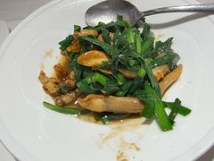 -梅龙镇酒家(南京西路总店)