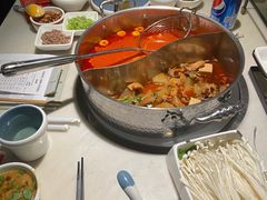 -左庭右院鲜牛肉火锅(浦江欢乐颂店)