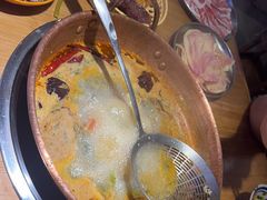 -洱火云南酸菜牛肉火锅(石景山当代商城店)