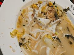 -渔语鱼酸菜鱼新川菜(来福士店)