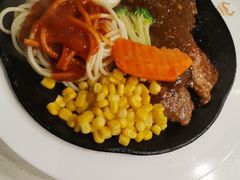 -汤姆家的牛排意面披萨(融创茂店)