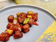 招牌黑椒牛肉粒-全聚德(上海首店浦东店)