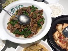 -绿草地·湘菜(7mall店)