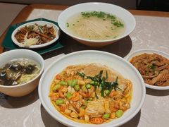 -松鹤面馆·古法焖肉面(观前店)