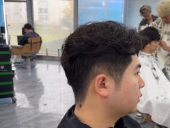 -藤野造型烫染·漂发