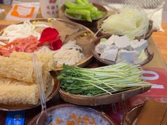 -赵美丽·重庆社区火锅·直营店(火车东站·中豪国际店)