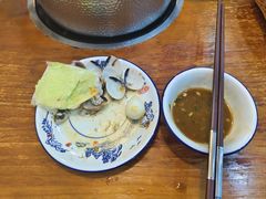 -老何家后安粉·糟粕醋海鲜火锅(三亚湾椰梦长廊店)