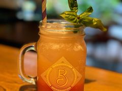 -BOURBON 玻本美式餐厅酒吧(虹桥新天地店)