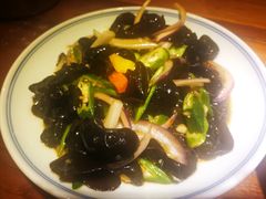 秋葵木耳-食欲老院子荆芥疙瘩汤(经五路店)