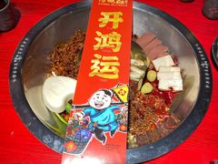 -谭鸭血老火锅(万象九宜城店)