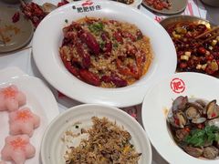 -肥肥虾庄·金牌油焖大虾(汉口城市广场店)
