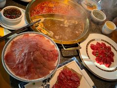 -小天鹅火锅·一线江景洪鼎旗舰店(洪崖洞店)