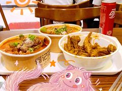 -何记花甲(海岸城旗舰店)