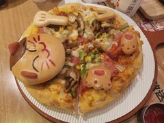 -必胜客(WOW昙华林店)