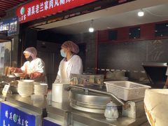 -老兰家传统烧烤炒菜泡馍(小南门店)