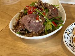 -兔行天下-鸿鹤鲜锅兔(中海国际店)