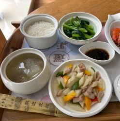 -诗安嘉康月子中心(金阳店)