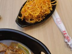 -桂在香知桂林米粉(红博中央公园店)