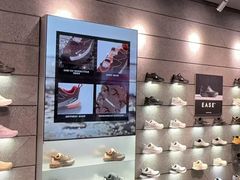 -迪桑特DESCENTE(北京三里屯BLANC店)