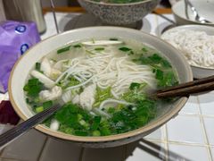 -粉八·云南米线·建水烧烤(常熟路店)