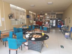 大堂-农家院铁锅炖(西韩路店)