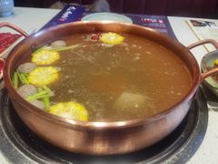 清汤牛肉锅-牛村来人潮汕牛肉火锅(西单店)