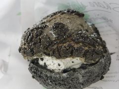 奥利奥咸奶油泡芙-mira甜品屋(财大店)