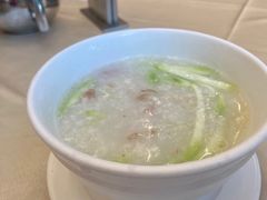 胜瓜拆鱼粥-太子园林酒家