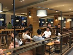大堂-星巴克(上海交通大学店)