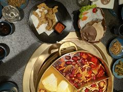 -湊湊火锅·茶憩(打浦桥日月光店)