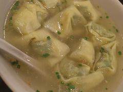 荠菜虾仁大馄饨-东泰祥生煎馆(陕西南路店)