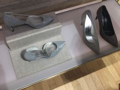 -STUART WEITZMAN(静安嘉里中心店)