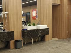 -水立方国际汤泉(六一中路店)