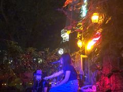 -城墙外BAR