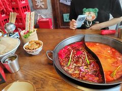 -萍姐火锅·公路夜市(武汉首店)