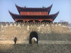 -巴陵广场