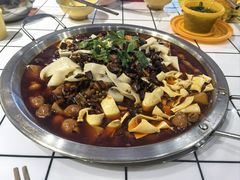 -晓彭肥肠鸡·泡椒鸡火锅(水木天地店)