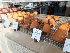 -VERIE BAKEHOUSE